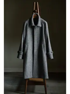 Ugentle шерстяное пальто в ёлочку — серое