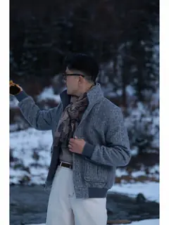 Ugentle шерстяная куртка в ёлочку — серая